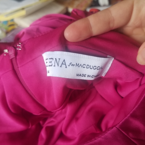 NWT Mac duggal CHARMEUSE HALTER STRAP SOFT TIE WAIST GOWN Size 6 - Picture 5 of 7